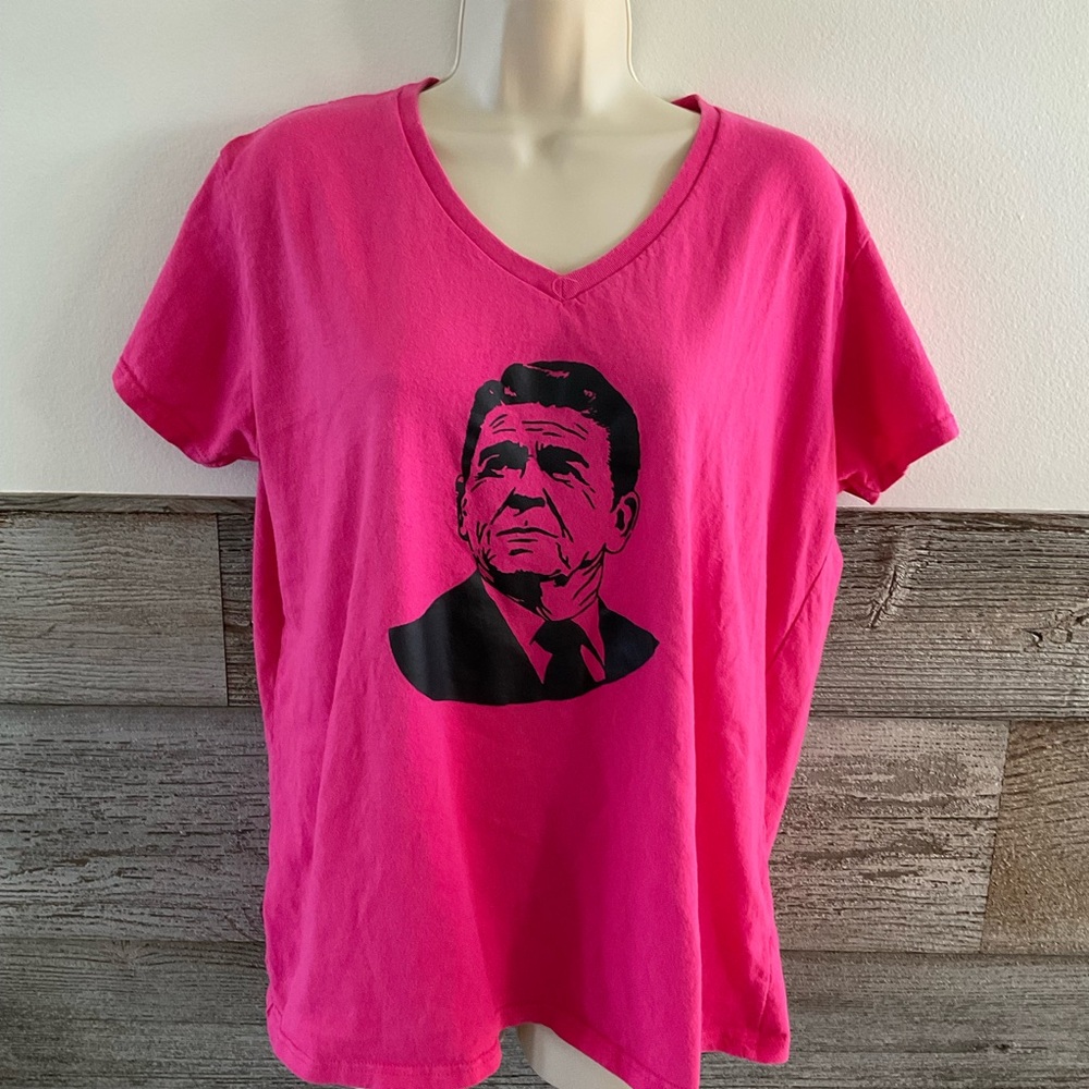 Ronald Reagan graphic shirt size XL (Q1)